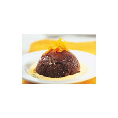 Fondant de chocolate con crema de vainilla y confitura de naranja